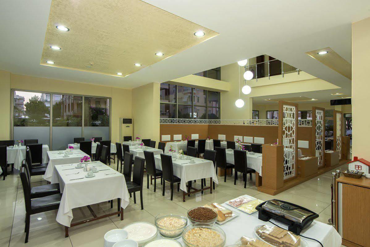 Santa Marina Hotel Antalia Esterno foto